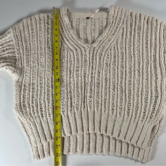 Free People Infinite V-Neck Sweater Chunky Cozy Cream Knit Women’s Size XS - Picture 8 of 14